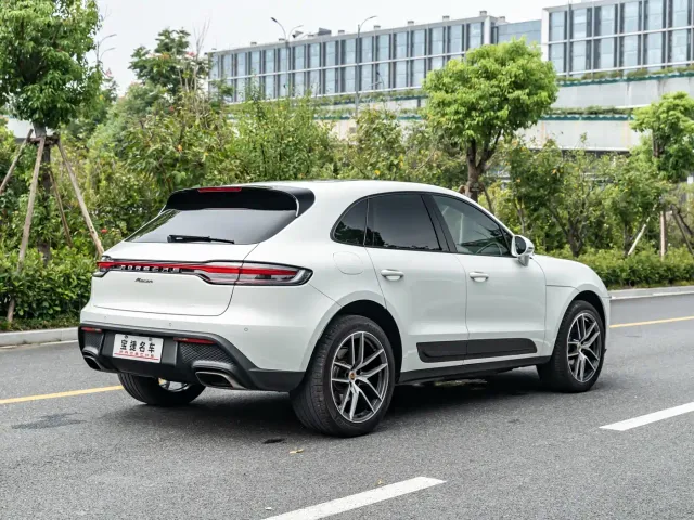 Porsche Macan — Фото автомобиля 6