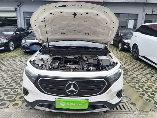 Mercedes-Benz EQB — Фото автомобиля 12