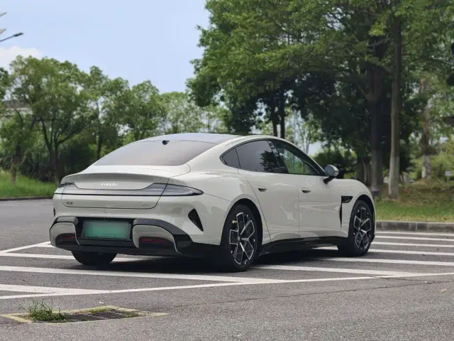 Xiaomi SU7 — Фото автомобиля 6