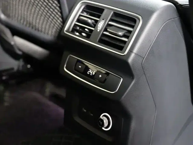 Audi Q5L — Фото автомобиля 17