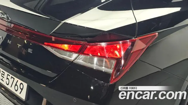 Hyundai Avante CN7 — Фото автомобиля 8
