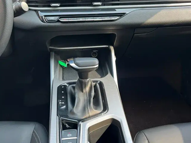 Geely Emgrand — Фото автомобиля 14