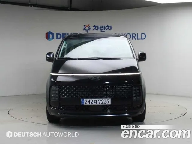 Hyundai Staria — Фото автомобиля 3