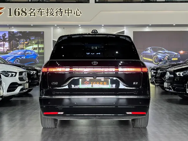 Nio ES8 — Фото автомобиля 6