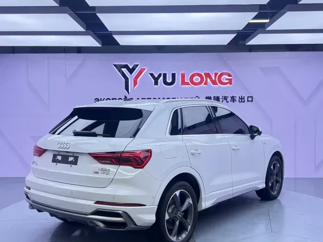 Audi Q3 — Фото автомобиля 6