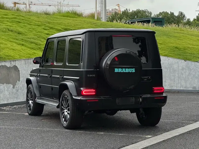 Mercedes-Benz G-Class — Фото автомобиля 6