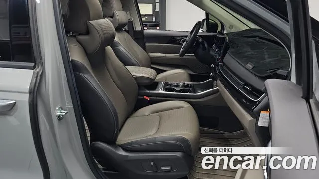 Kia Carnival Generation 4 — Фото автомобиля 25