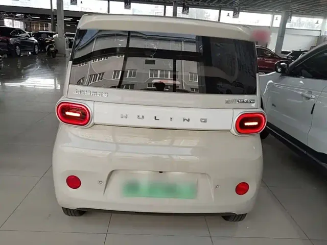 Wuling Hongguang Mini EV — Фото автомобиля 5