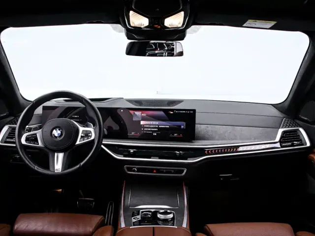 BMW X7 — Фото автомобиля 5