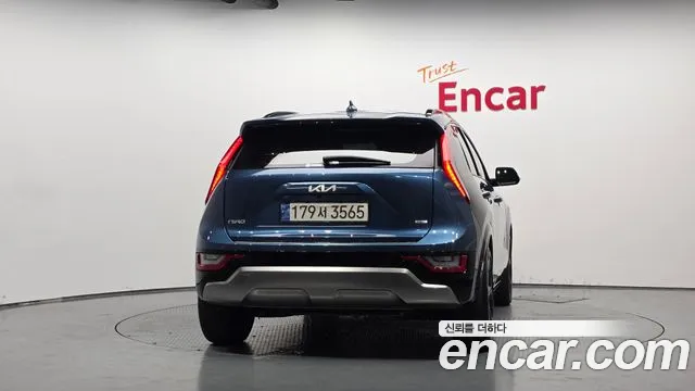 Kia Niro The All New Niro — Фото автомобиля 3