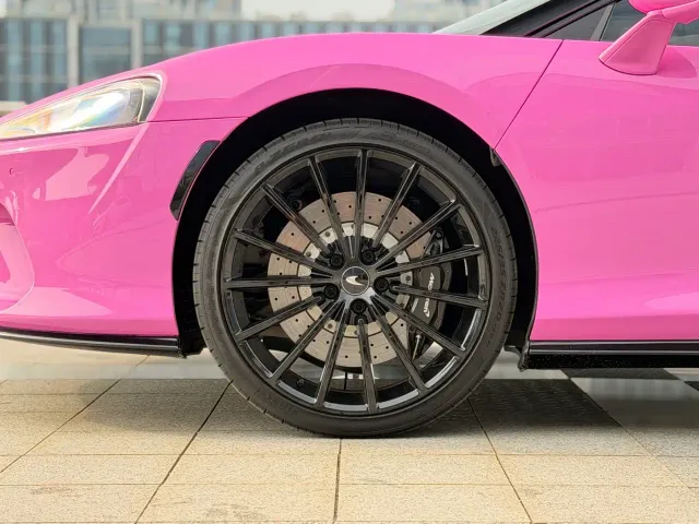 McLaren GT — Фото автомобиля 17