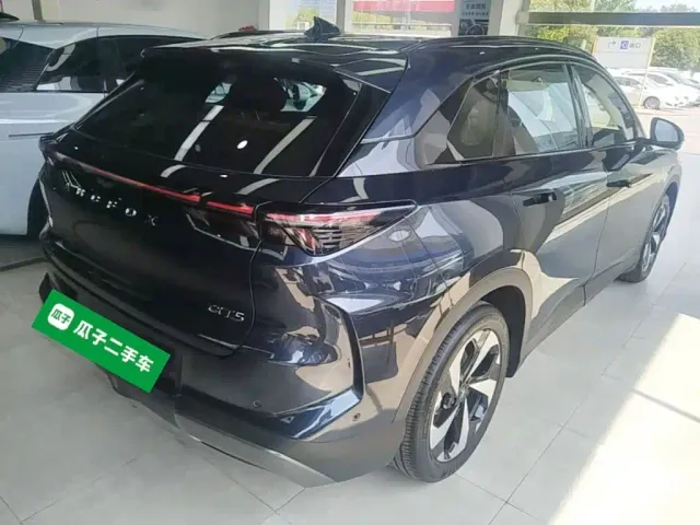 Arcfox Alpha T5 — Фото автомобиля 6