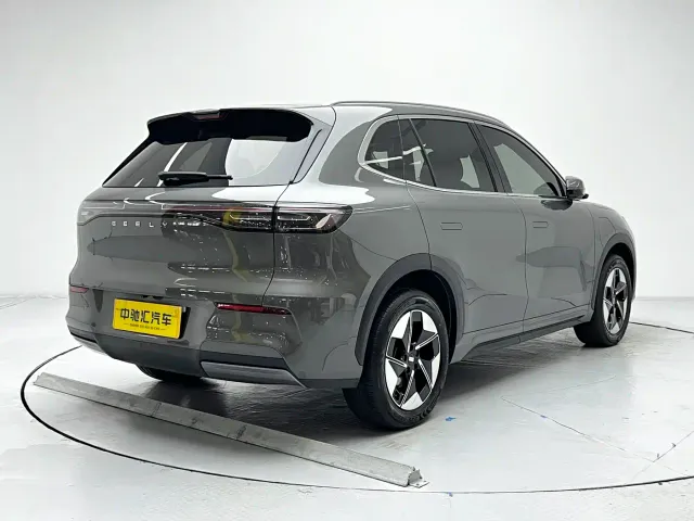 Geely Galaxy E5 — Фото автомобиля 15