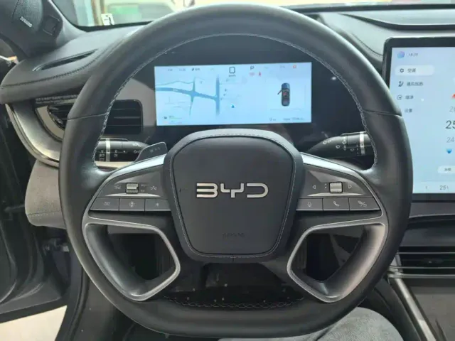 BYD Seal 07 DM-i — Фото автомобиля 11