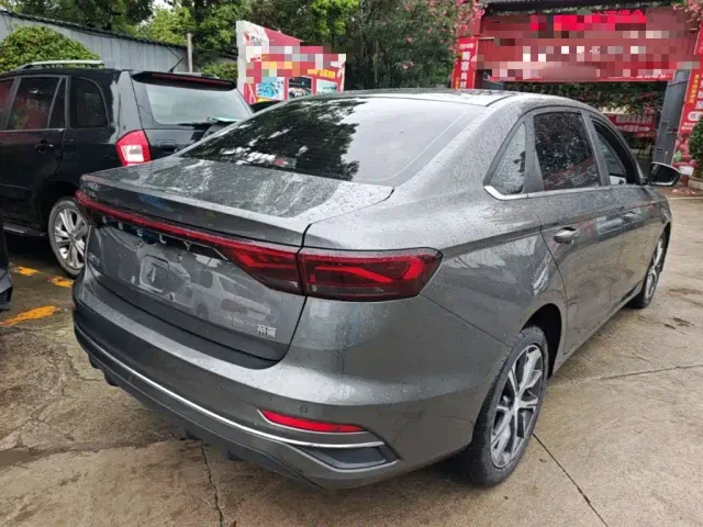Geely Emgrand — Фото автомобиля 6