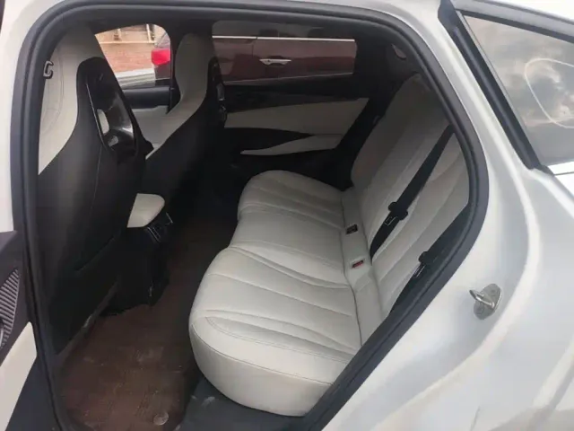 BYD Seal 06 — Фото автомобиля 16