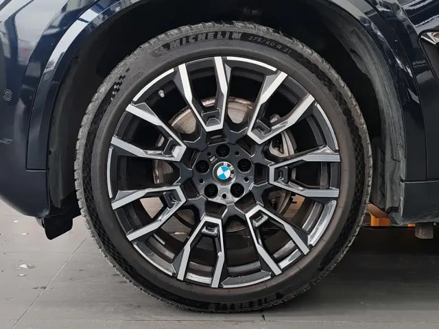 BMW X5 — Фото автомобиля 17