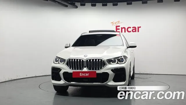 BMW X6 xDrive40i M Sport — Фото автомобиля 3