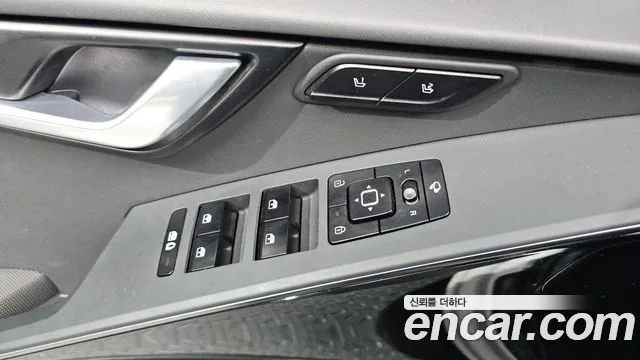 Kia Niro The All New — Фото автомобиля 16