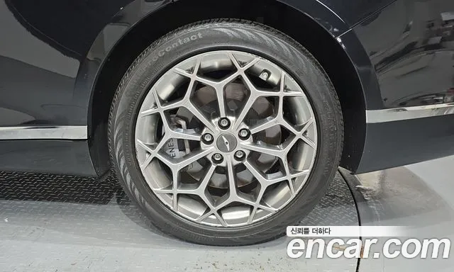 Genesis G80 RG3 — Фото автомобиля 6