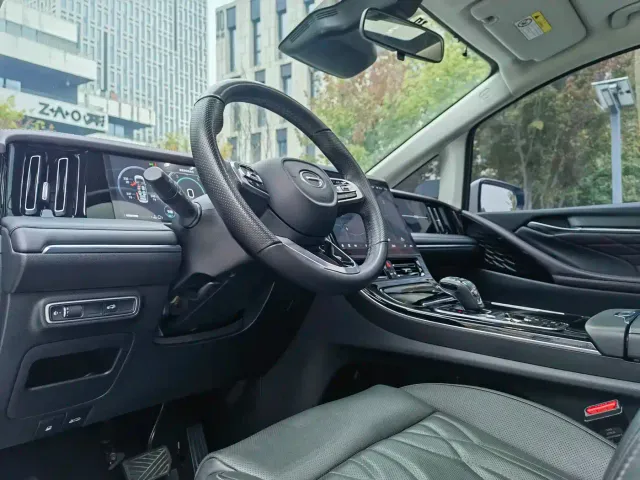 GAC Trumpchi M8 — Фото автомобиля 8