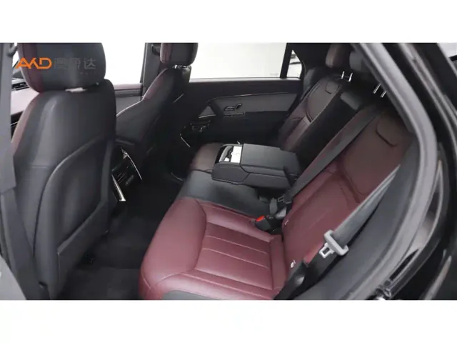 Land Rover Range Rover Sport — Фото автомобиля 7