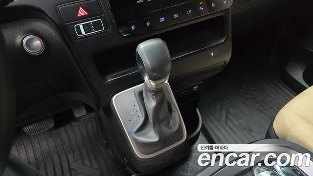 Hyundai Staria — Фото автомобиля 12