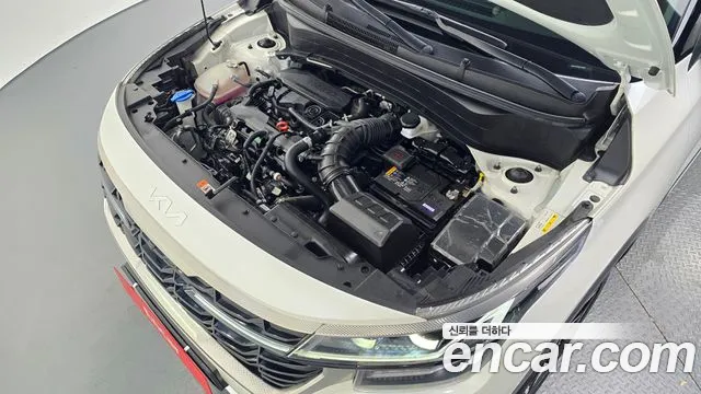 Kia Seltos — Фото автомобиля 9