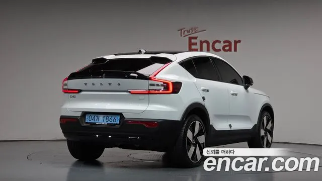 Фотография автомобиля — Volvo C40 C40 Recharge