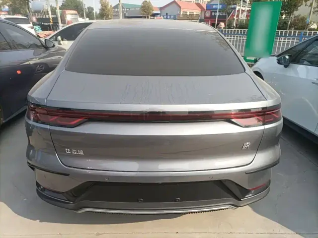 BYD Han — Фото автомобиля 5