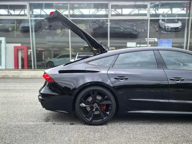 Audi A7 — Фото автомобиля 7