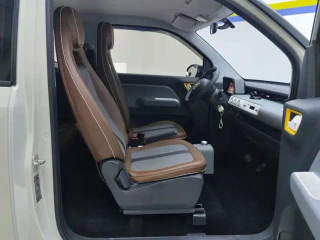 Wuling Hongguang Mini EV — Фото автомобиля 8