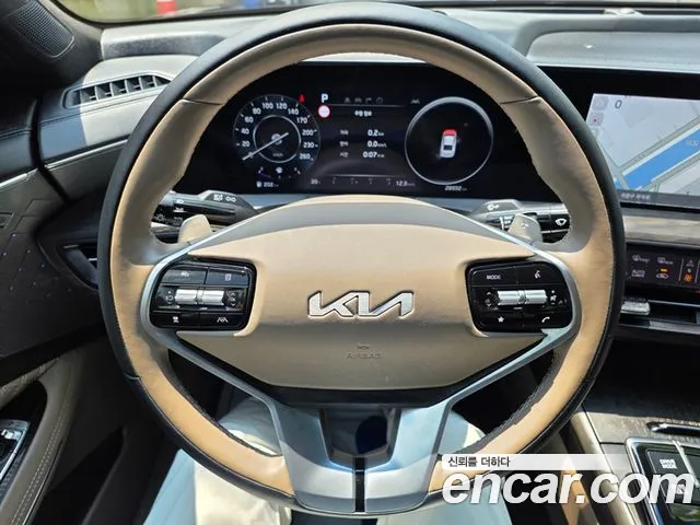 Kia K8 — Фото автомобиля 11