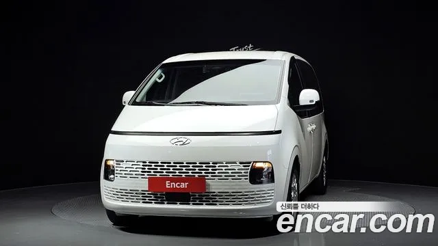 Hyundai Staria Staria Карго 3 места — Фото автомобиля 3
