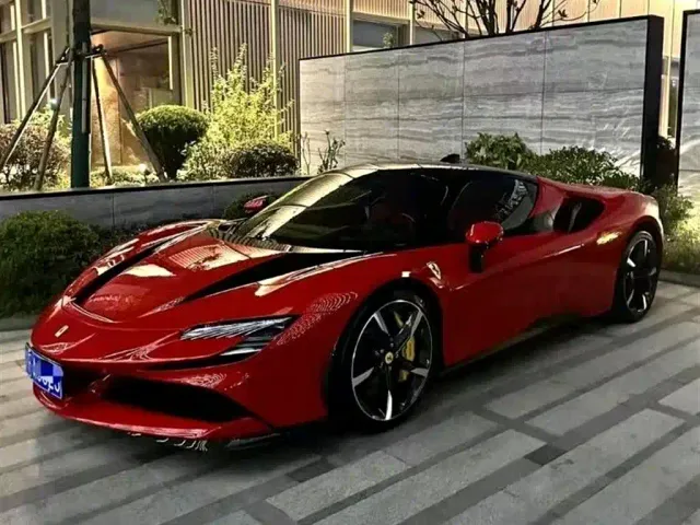 Ferrari SF90 — Фото автомобиля 6