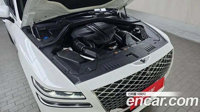 Genesis GV80 — Фото автомобиля 9