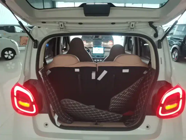 Wuling Hongguang Mini EV — Фото автомобиля 18
