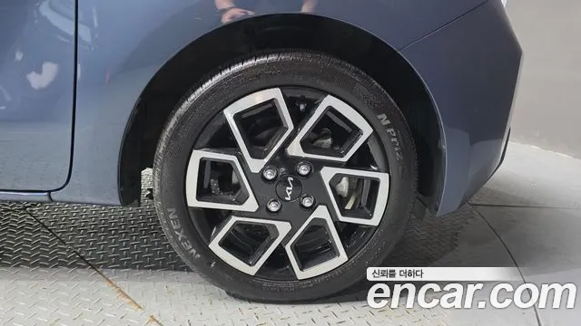 Kia RAY Новый Kia Ray Signature — Фото автомобиля 21