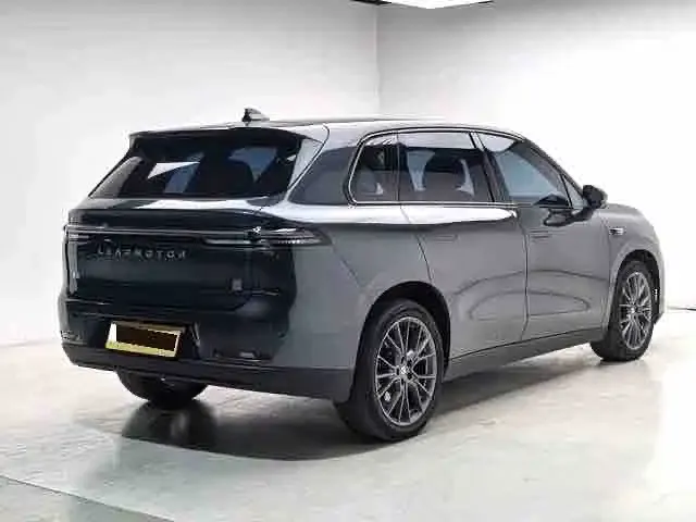 Leapmotor C10 — Фото автомобиля 9