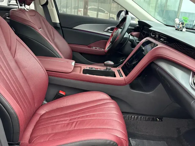 Hongqi H5 — Фото автомобиля 22