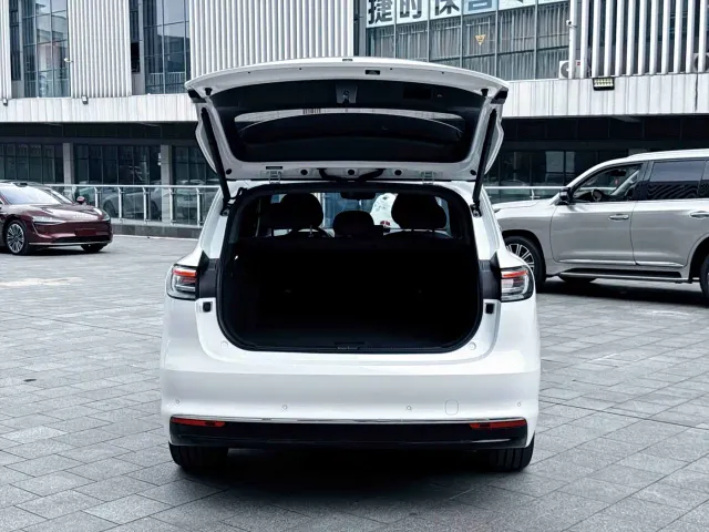 Shangjie SUV — Фото автомобиля 24