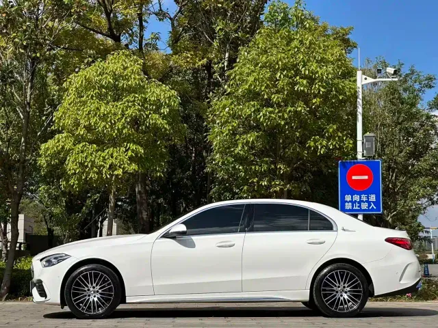 Mercedes-Benz C-Class — Фото автомобиля 10