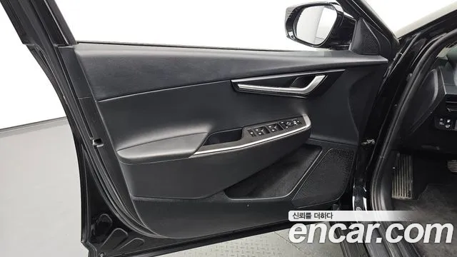 Kia EV6 — Фото автомобиля 13