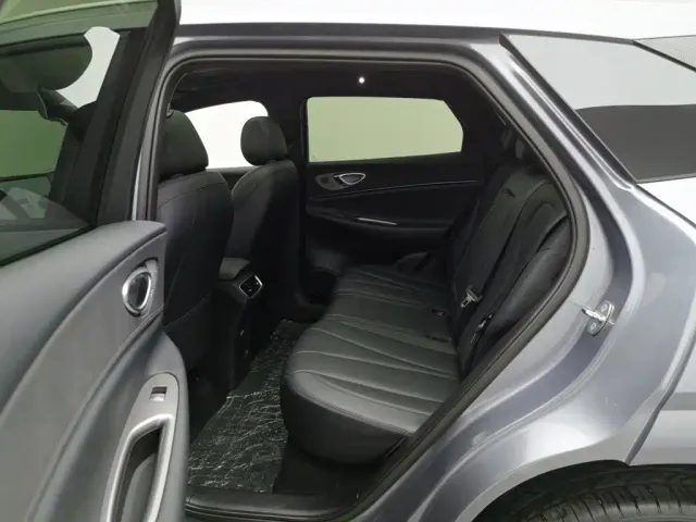 BYD Sealion 06 — Фото автомобиля 15