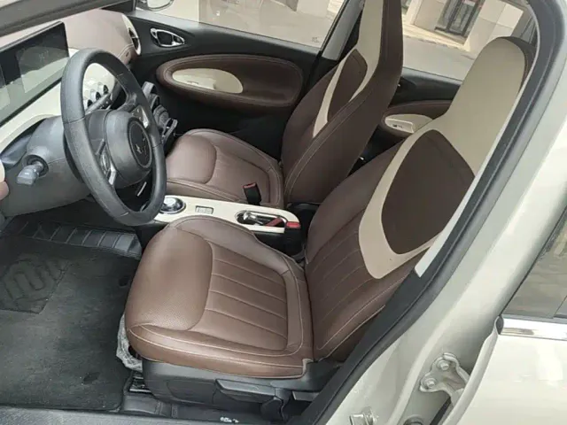 Wuling Bingo — Фото автомобиля 14