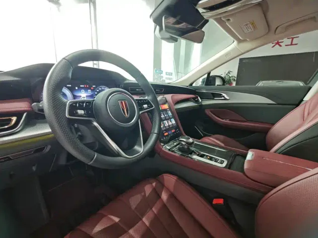 Hongqi H5 — Фото автомобиля 19