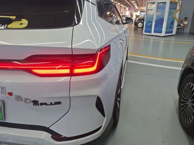 BYD Song PLUS — Фото автомобиля 7