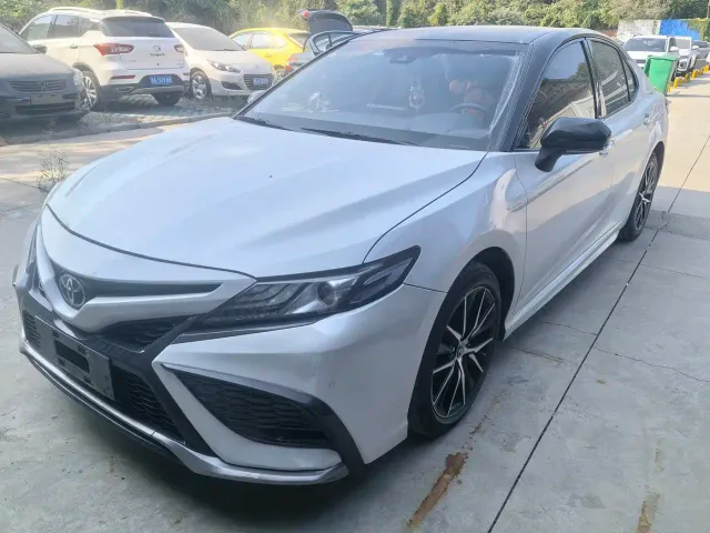 Toyota Camry — Фото автомобиля 3