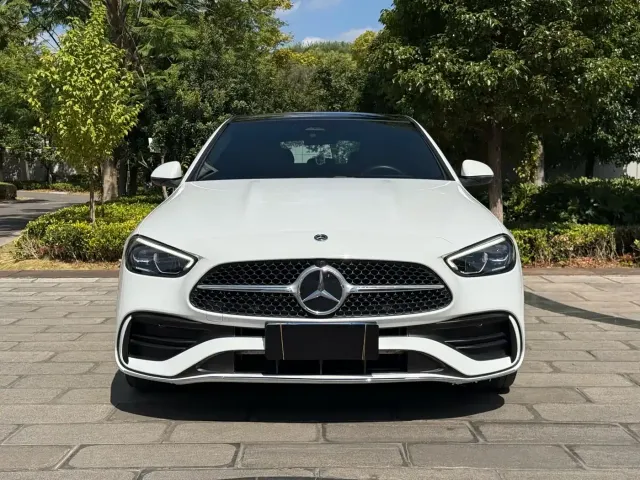Mercedes-Benz C-Class — Фото автомобиля 2