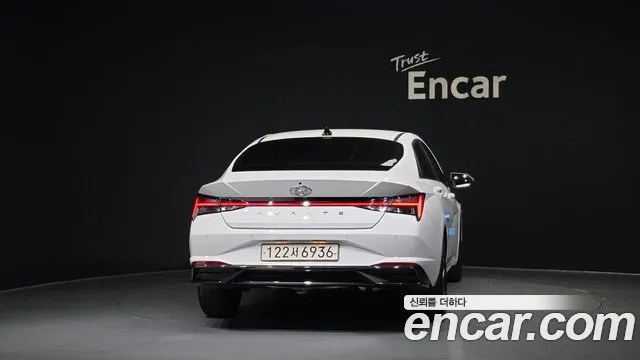 Hyundai Avante CN7 — Фото автомобиля 4